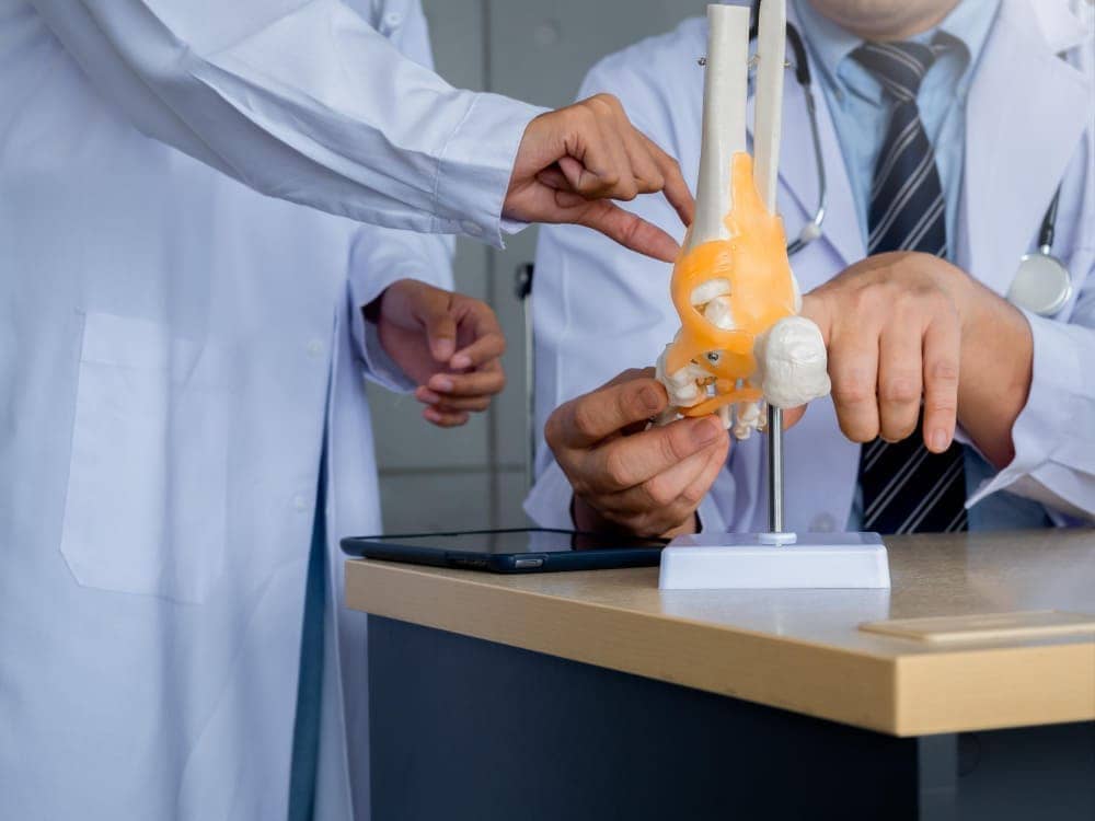 especialista_en_protesis_de_rodilla_en_cdmx.jpg